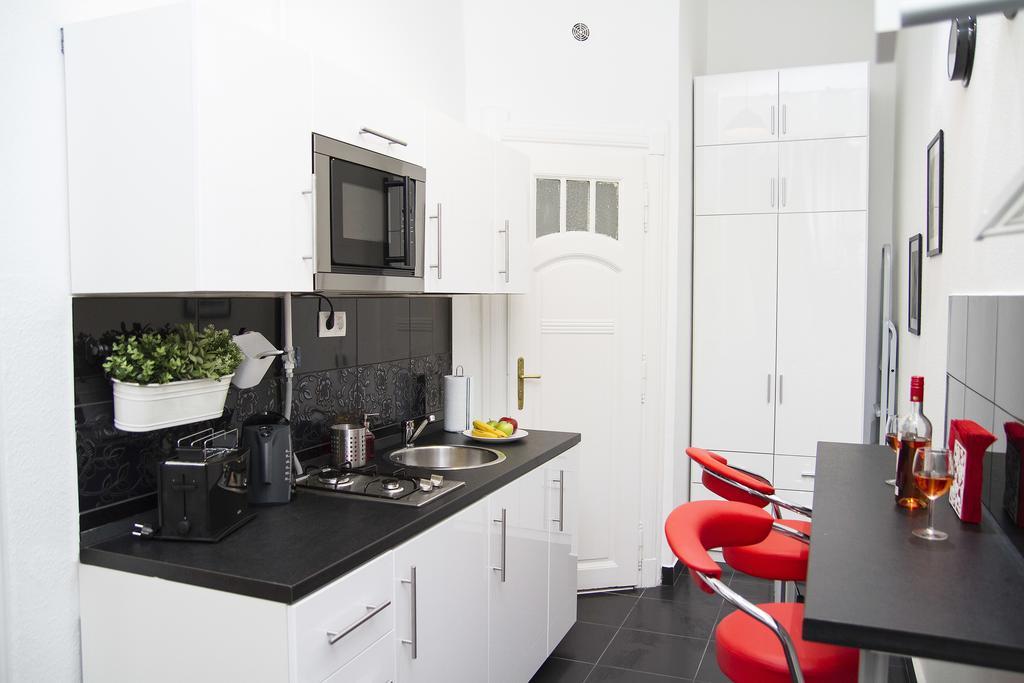 Somogyi Apartman บูดาเปสต์ ภายนอก รูปภาพ